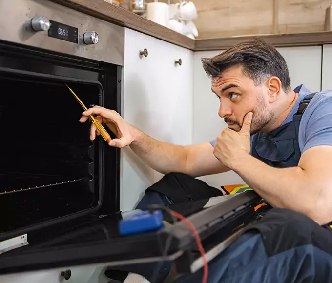 Why Watertown Households Choose Appliance Repair Watertown for Every Gas Oven Fix?